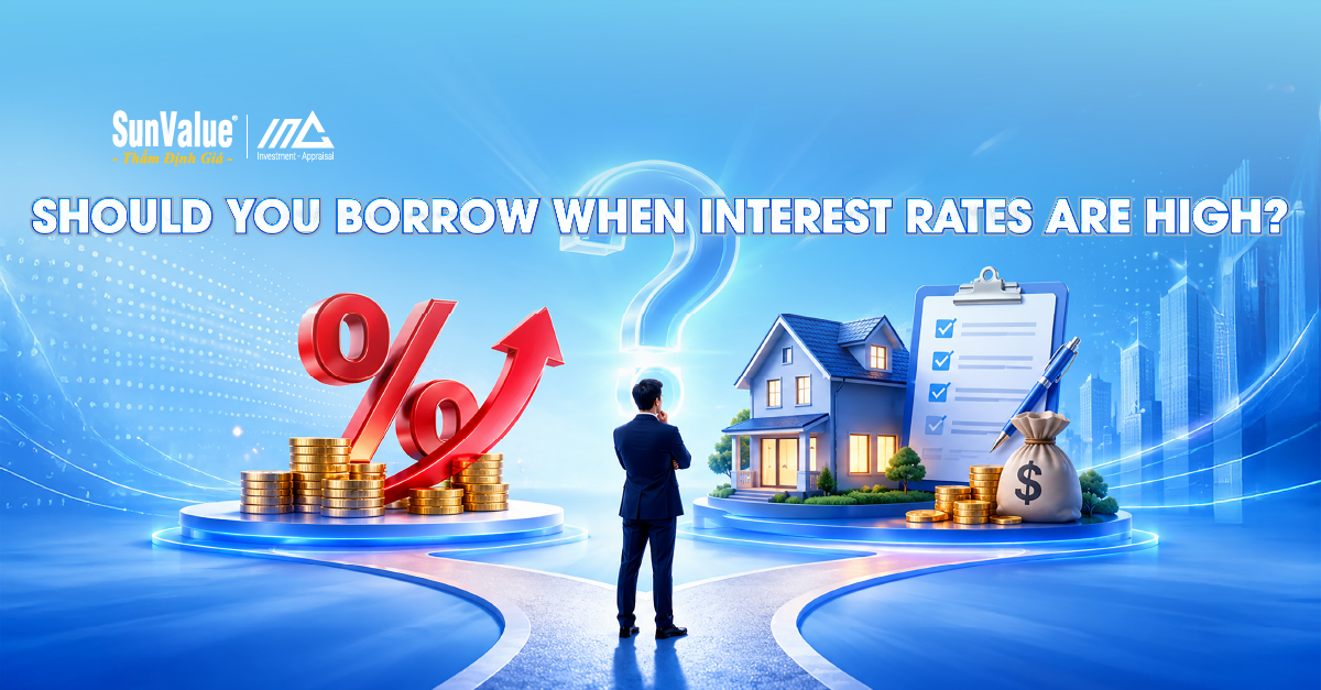 Should you borrow when interest rates are high? Safe tips