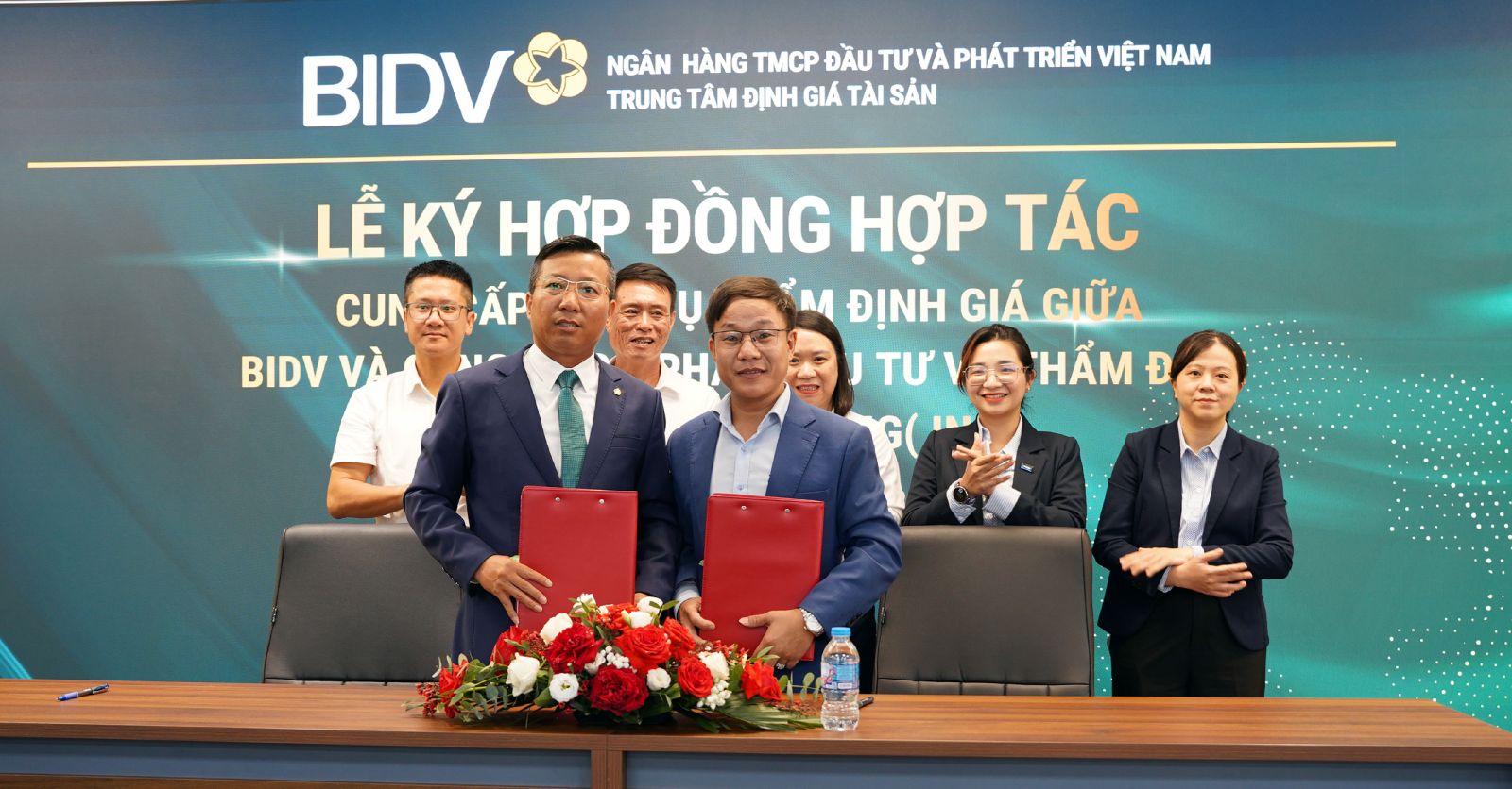 Kinh nghiệm với nhóm Big4 và các tổ chức tài chính quốc tế